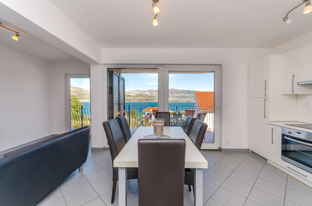 Apartments Mia Trogir Exterior photo