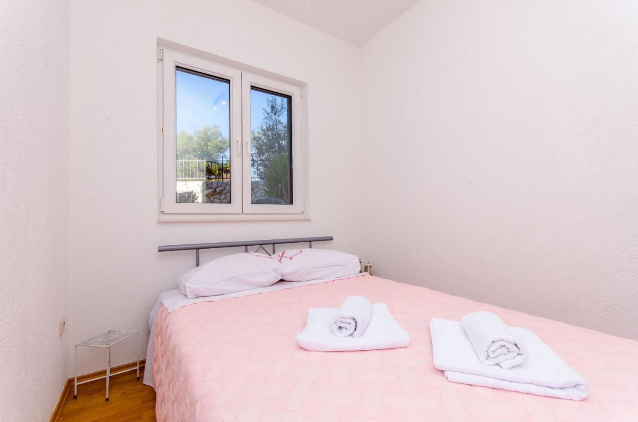 Apartments Mia Trogir Exterior photo